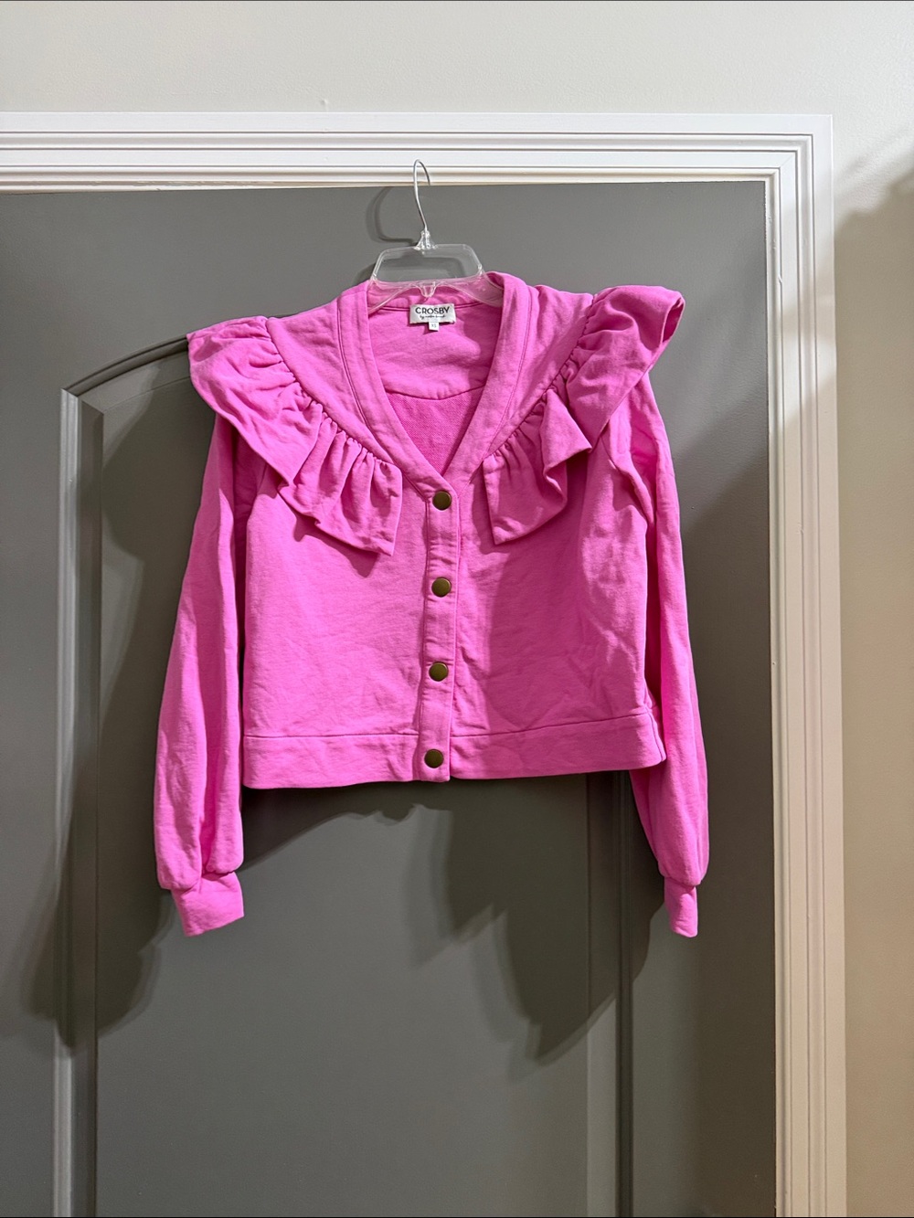 CROSBY by Mollie Burch Pink Ruffle-Collar Button Cardigan